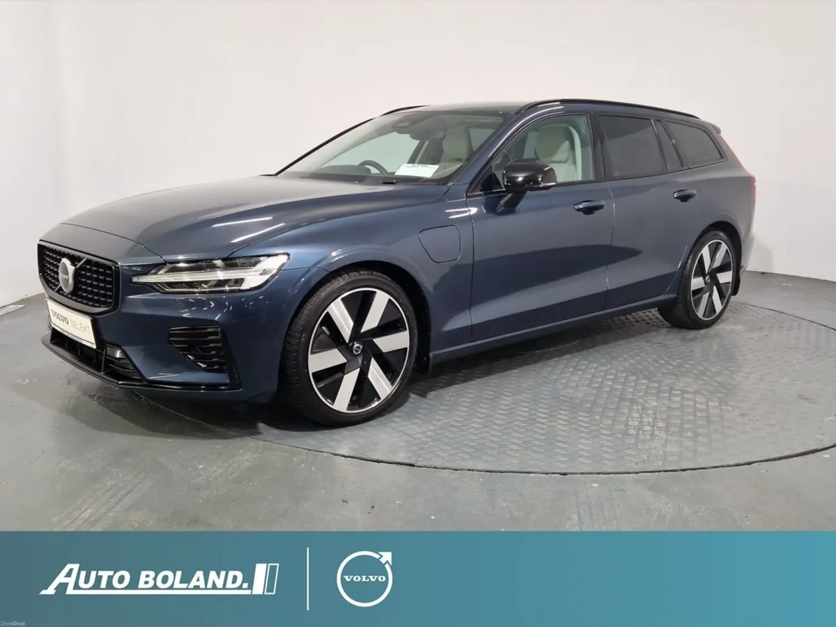 Volvo V60 T6 PHEV Plus Dark AWD - Image 2