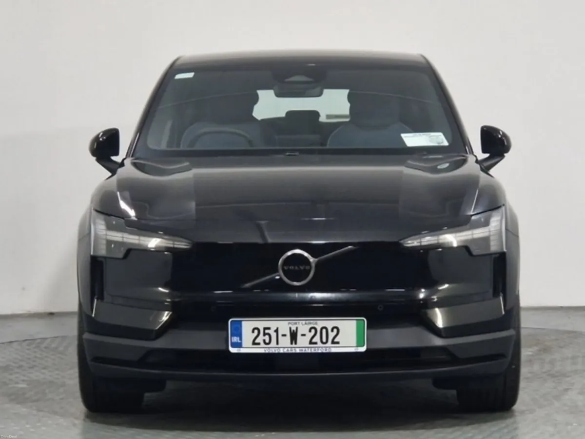 Volvo EX30 SM Extended Range Plus - Image 3