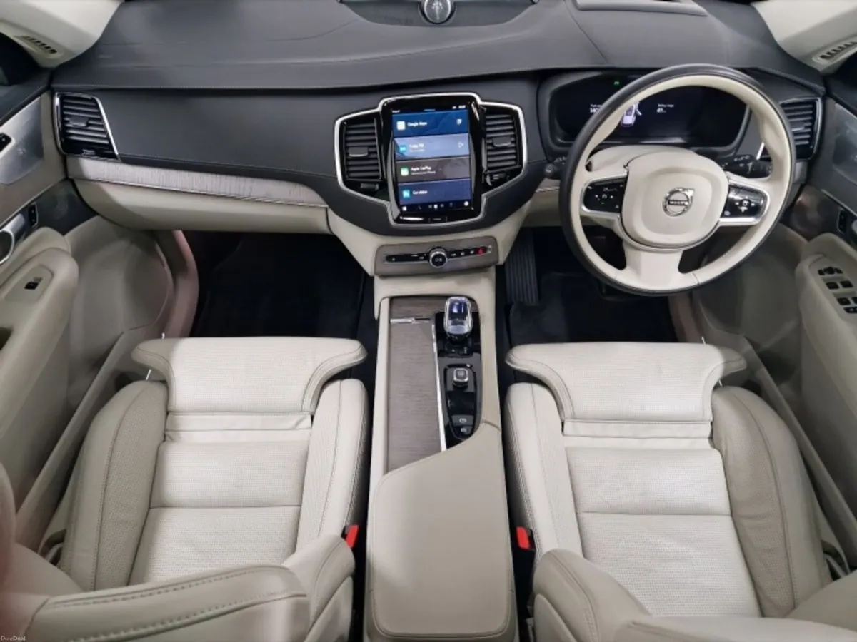 Volvo XC90 T8 PHEV Ultimate Bright - Image 4