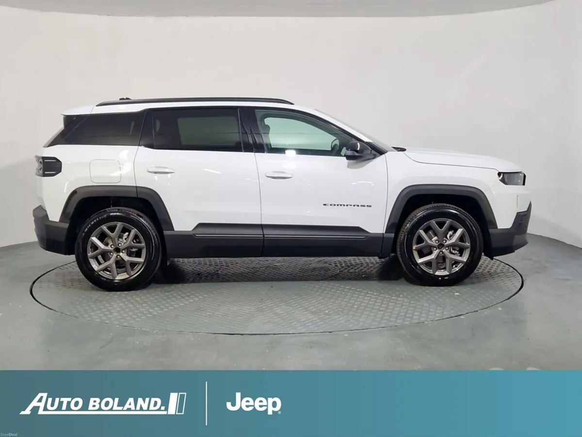 Jeep Compass "First Edition" e-Hybrid 1.2 145bhp - Image 5