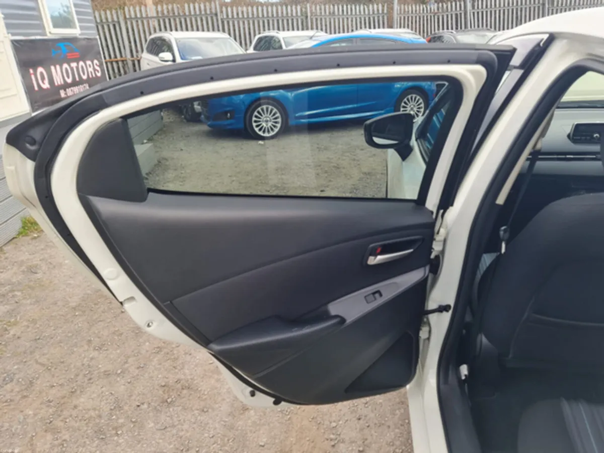 Mazda Demio 1.3L Petrol Automatic (6194) - Image 6