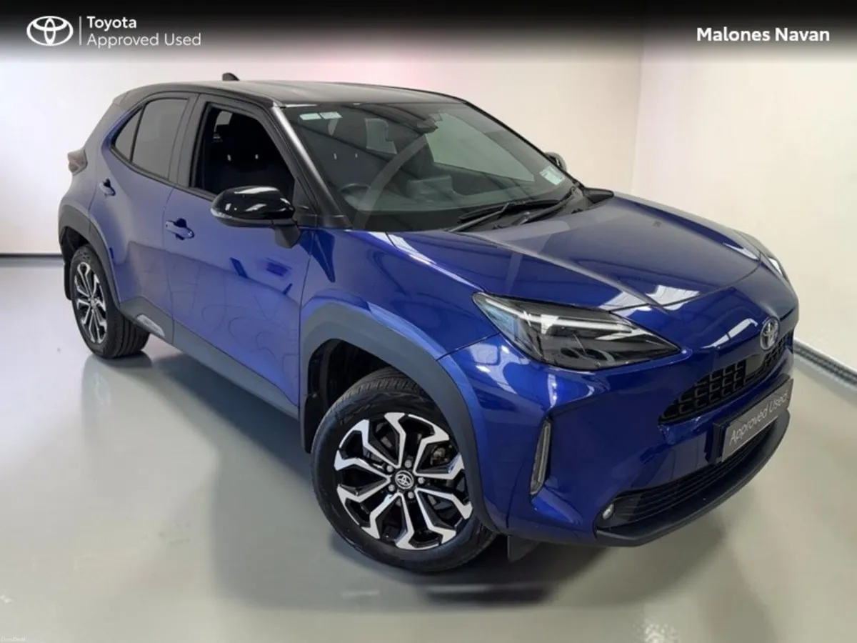 Toyota Yaris Cross CROSS LUNA SPORT 4DR AUTO - Image 1