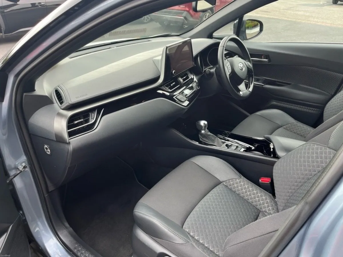 Toyota C-HR C-HR HYBRID SPORT BI-TONE - Image 6
