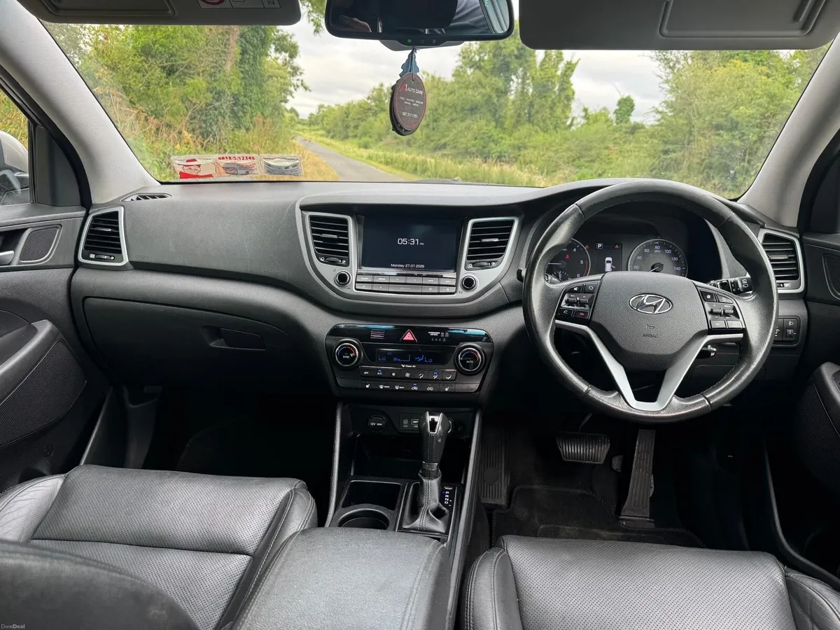 Hyundai Tucson Automatic 1.7 Diesel - Image 6