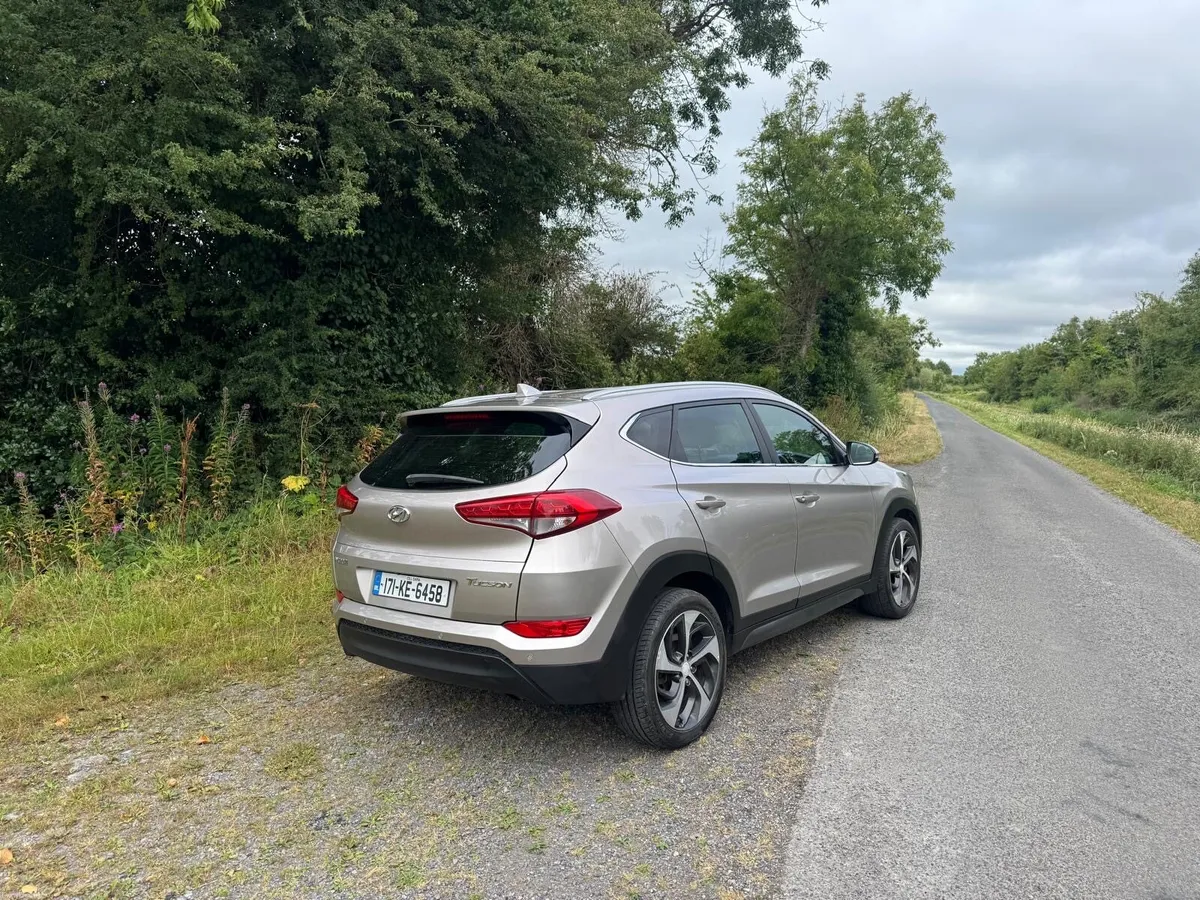 Hyundai Tucson Automatic 1.7 Diesel - Image 4