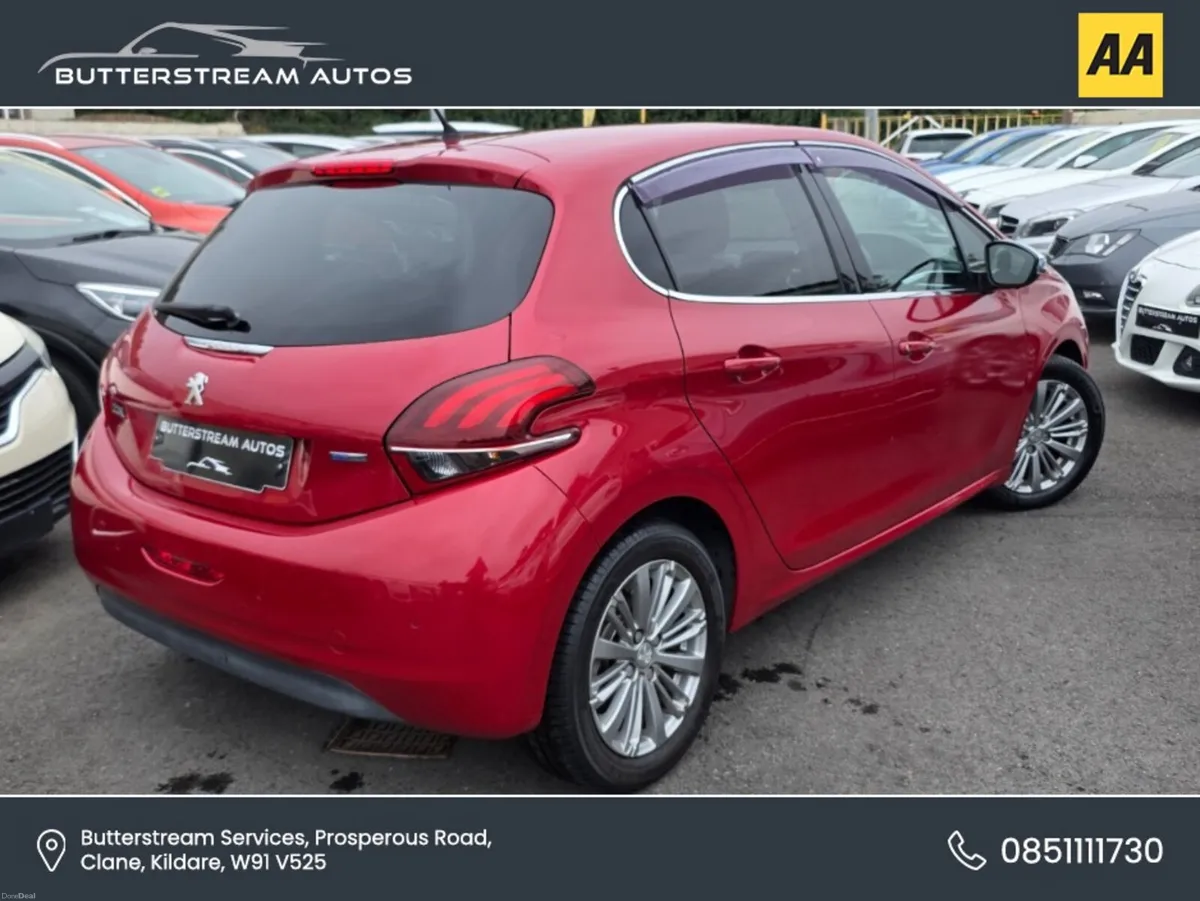 Peugeot 208 1.2 AUTO ALLURE - Image 6