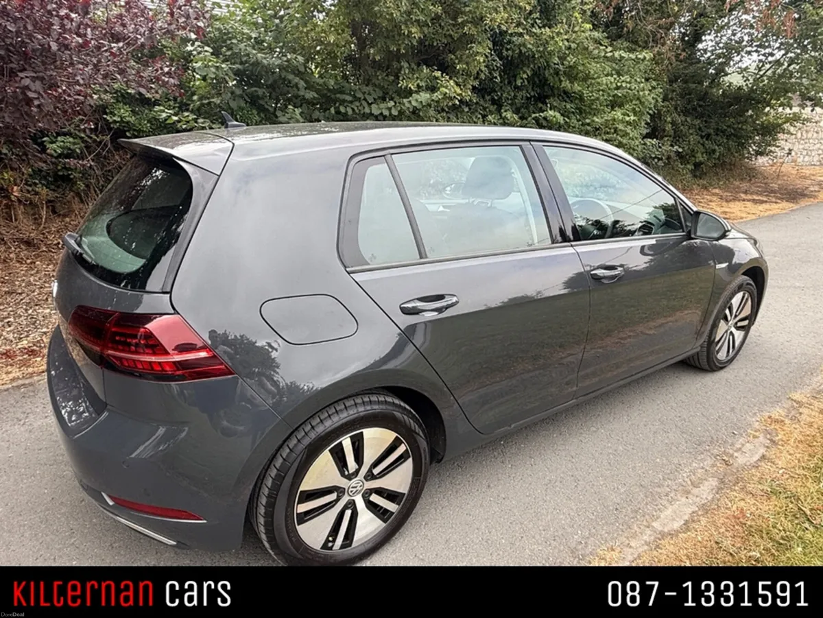 Volkswagen Golf 136PS 5DR AUTO E-GOLF - Image 3