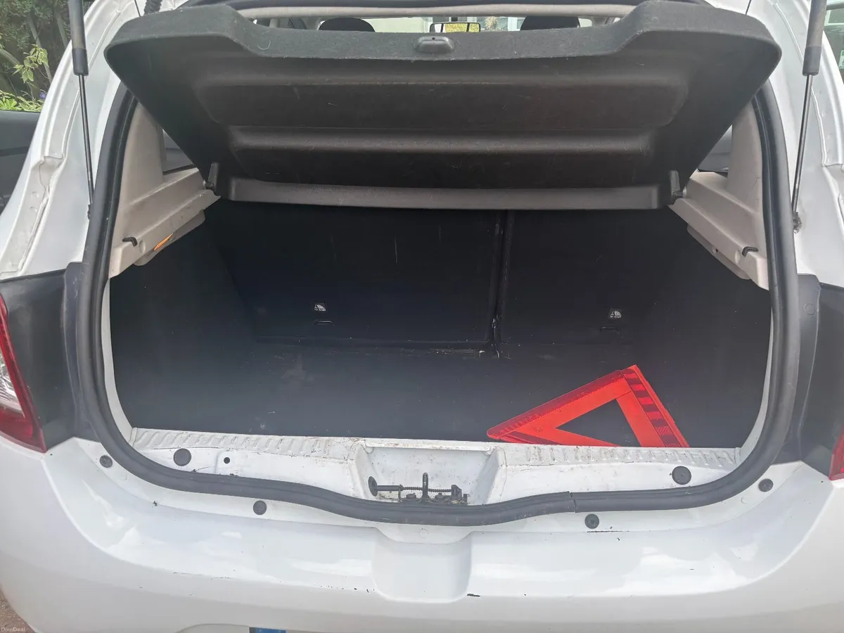 Dacia Sandero 2016 - Image 4