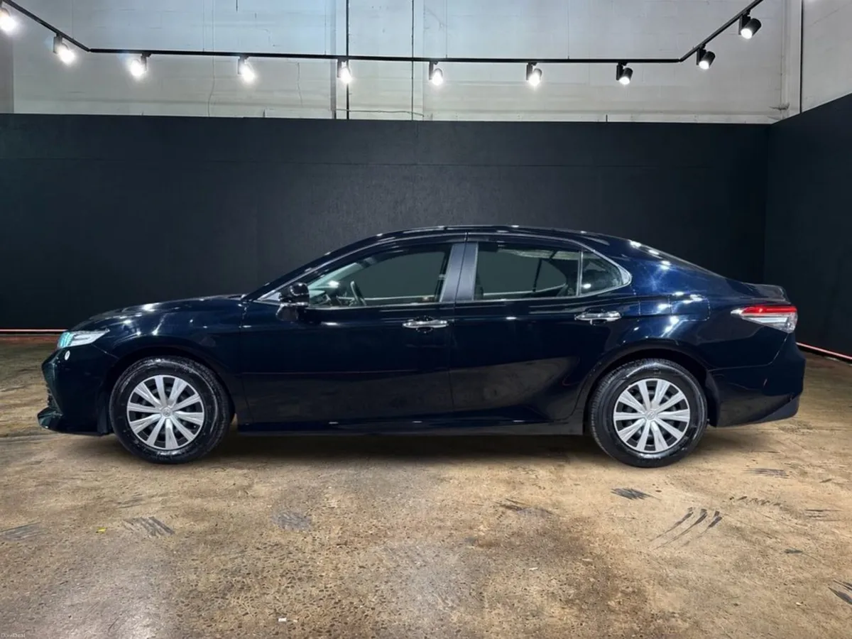Toyota Camry 2.5 HYBRID AUTOMATIC - CRUISE CONTROL - Image 6