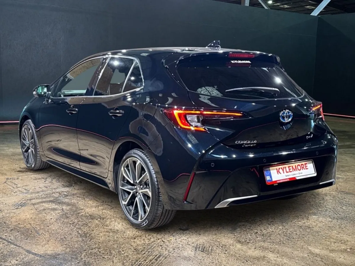 Toyota Corolla GZ EDITION - 1.8 HYBRID AUTOMATIC - - Image 5