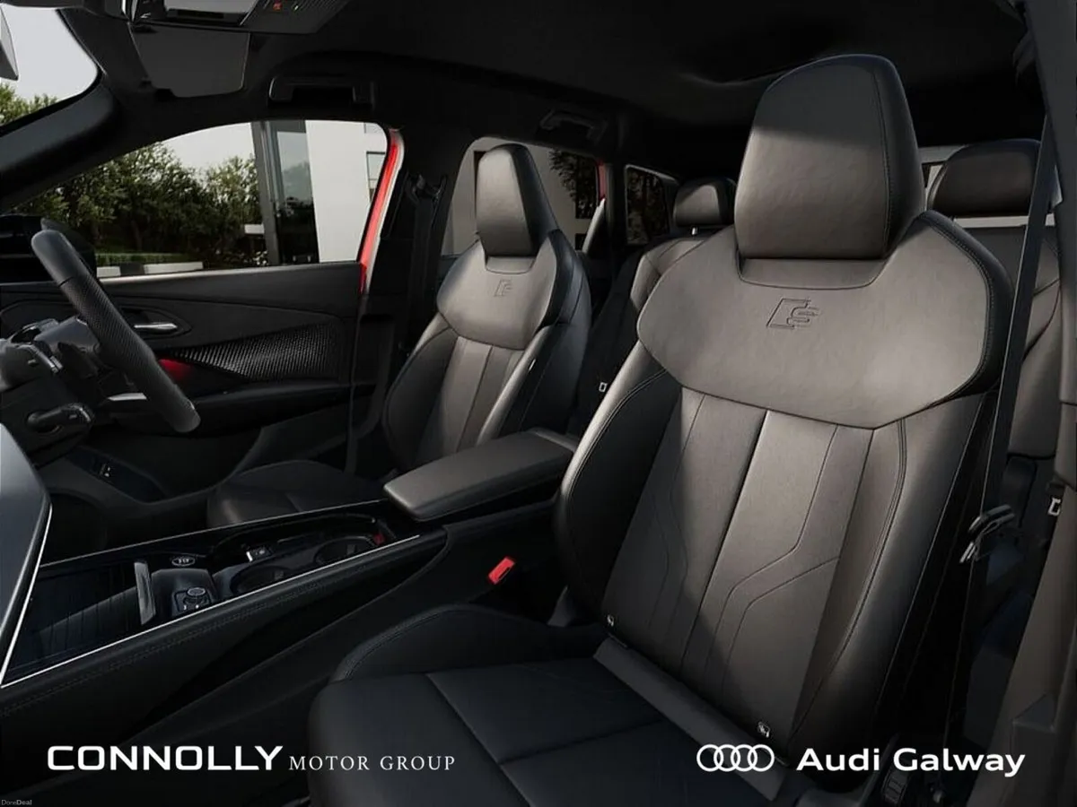 Audi Q3 E-HYBRID S-LINE 220kW A/T ~BLACK EXTERIOR - Image 5