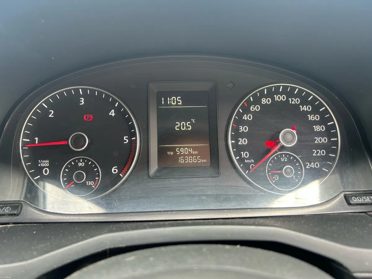 Volkswagen Caddy Maxi - Image 4