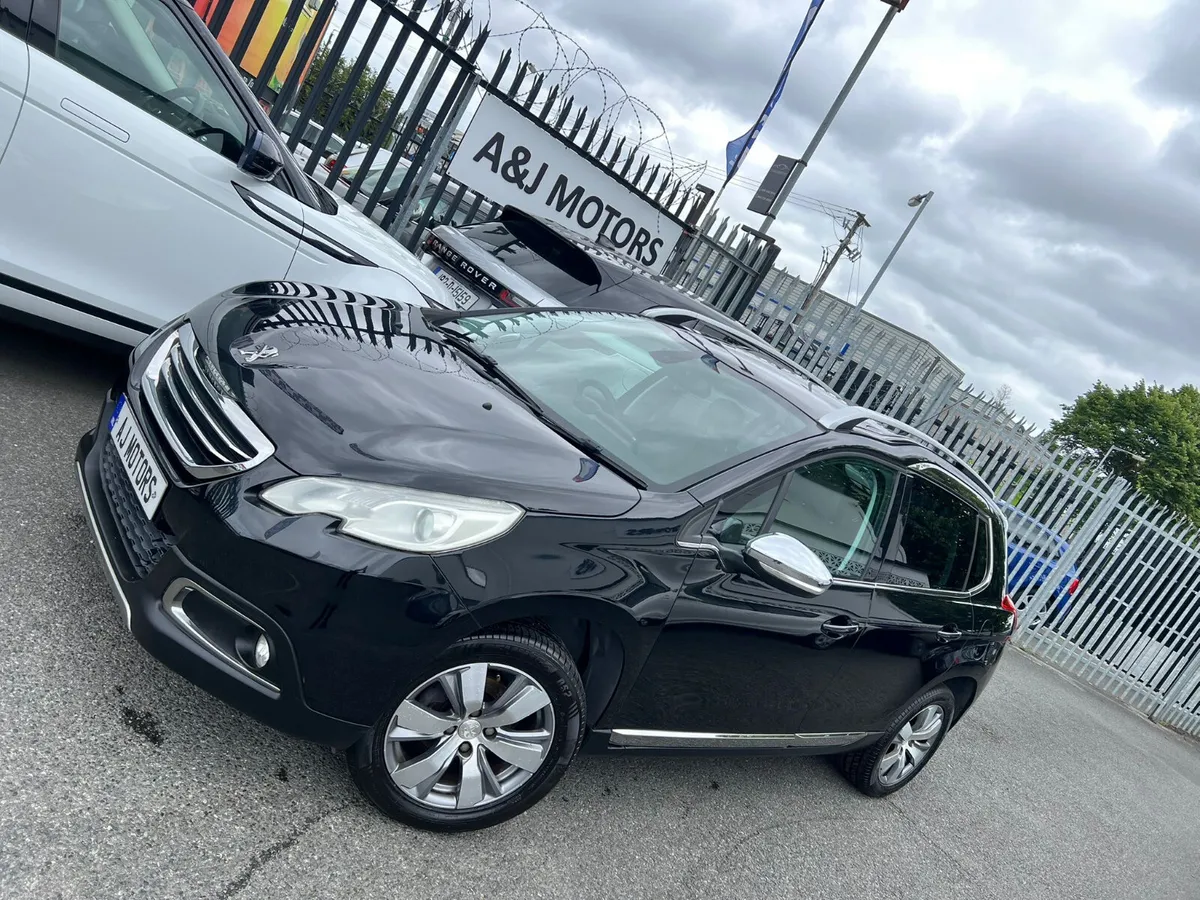 15 PEUGEOT 2008 Automatic Glass Roof - Image 2