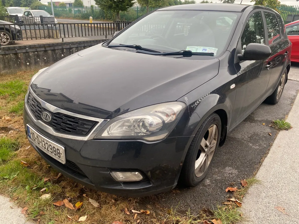 Kia Ceed 2010 - Image 4