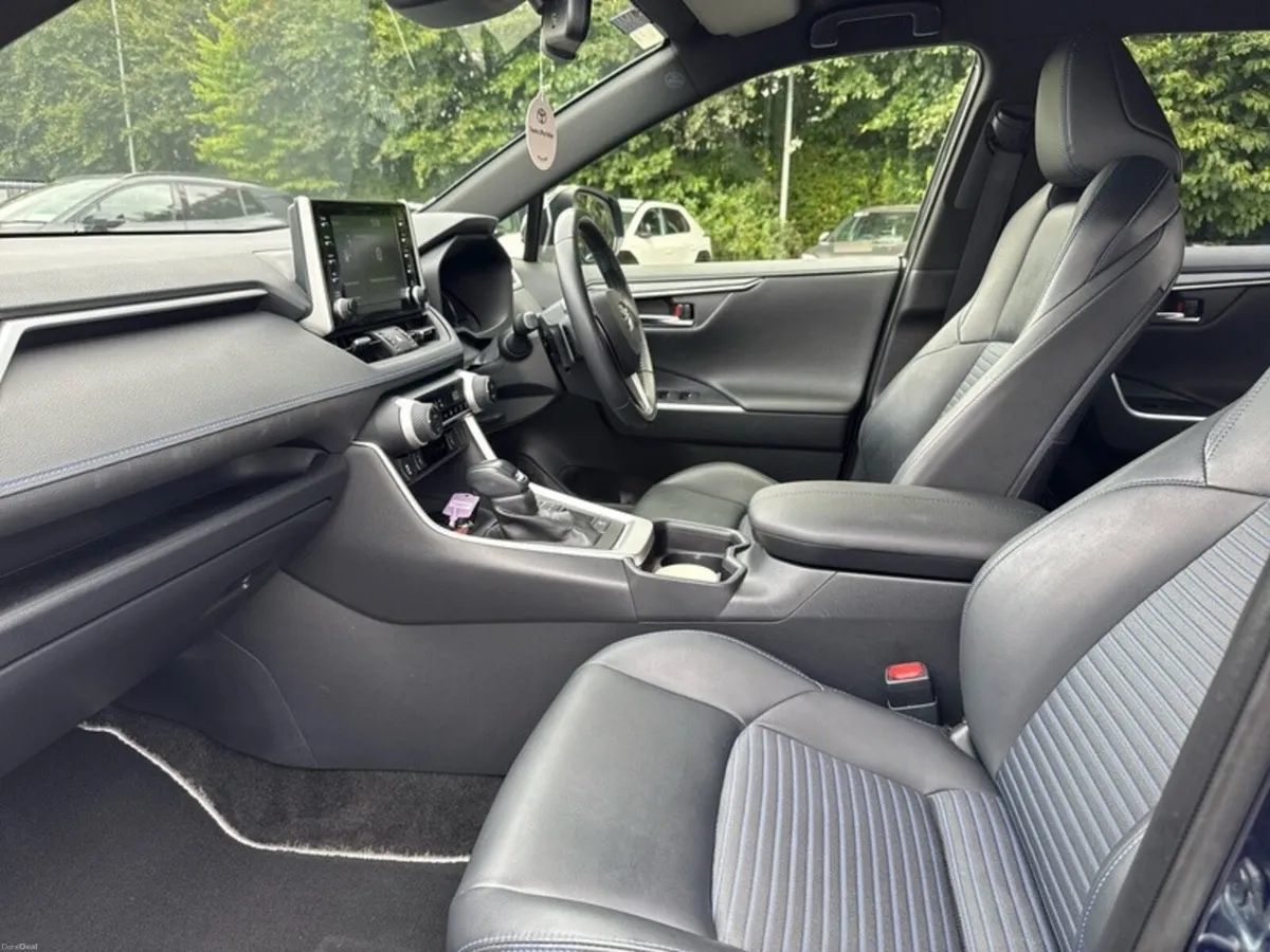 Toyota RAV4 RAV4 HYBRID SPORT BI-TONE - Image 6