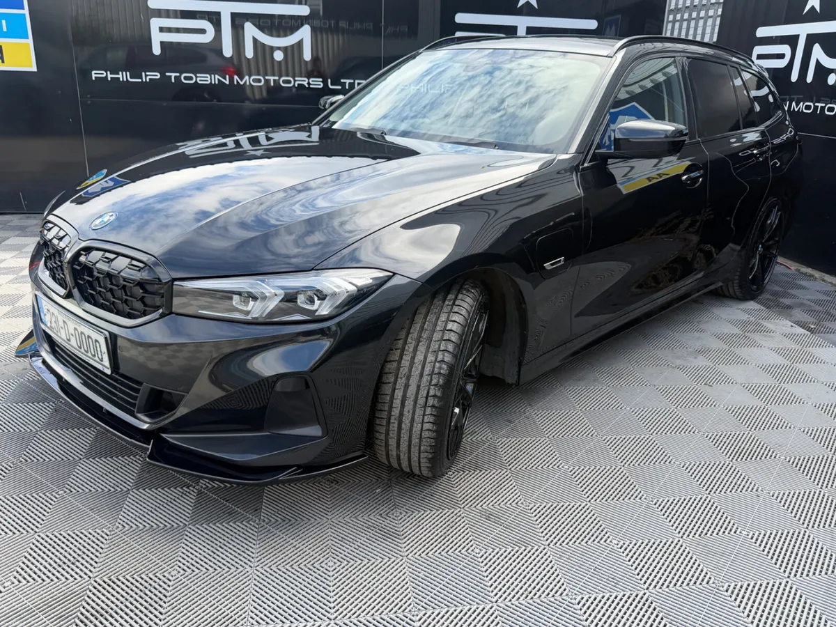 BMW 330e Sport G21 292HP Auto - Image 4