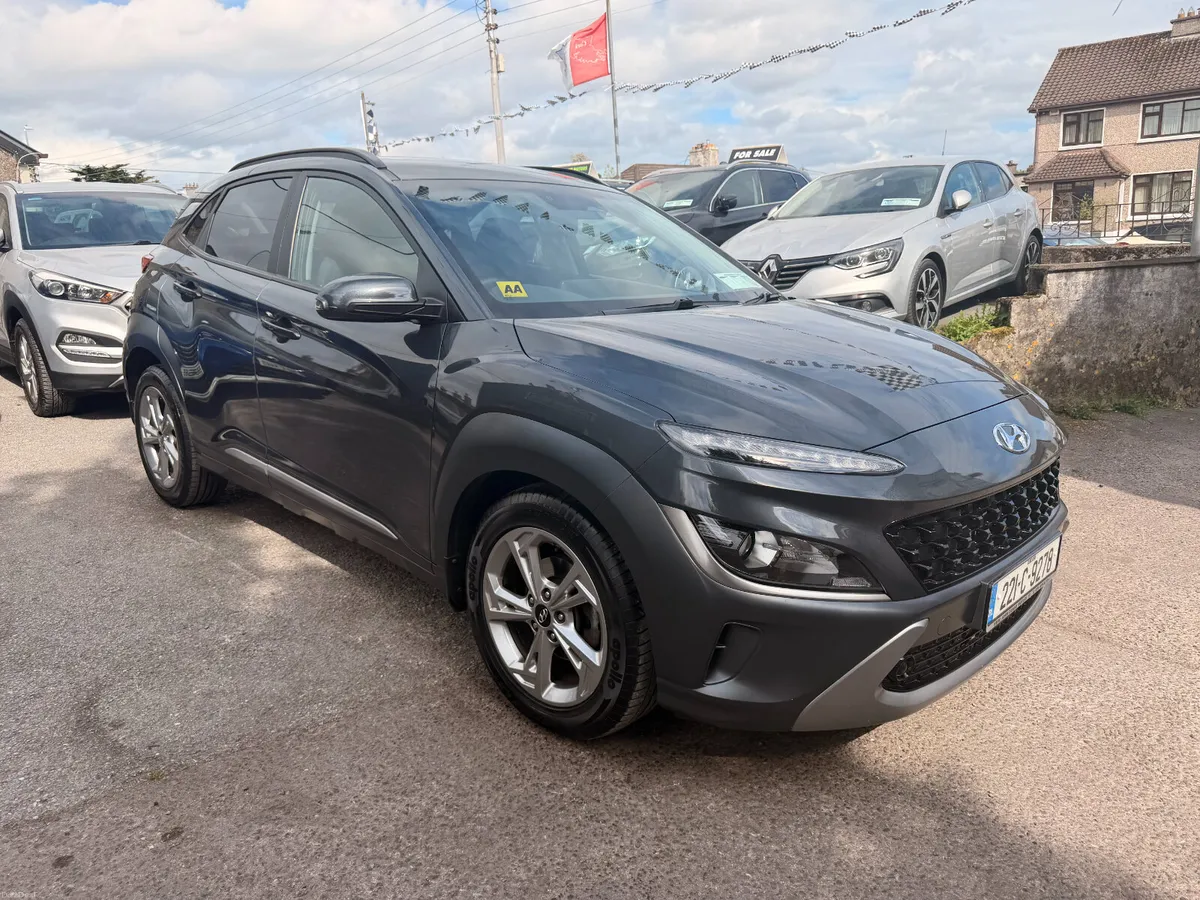 Hyundai KONA 2022 Petrol Executive spec - Image 1