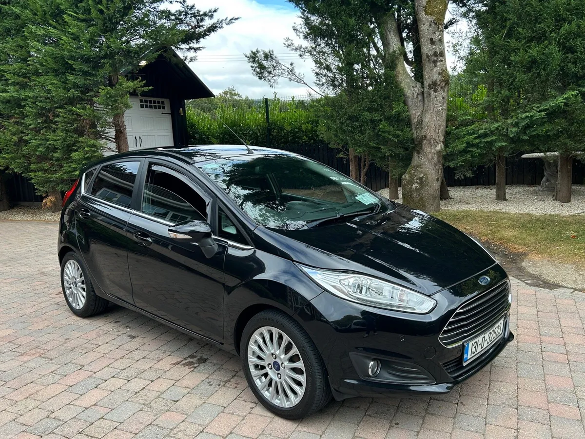 13 Ford Fiesta Titanium 1.5D HighSpec Low Km €6950 - Image 1