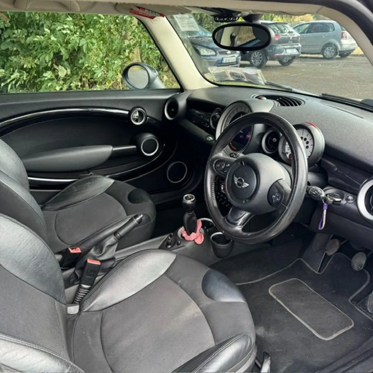 Mini Cooper 2011 - Image 4