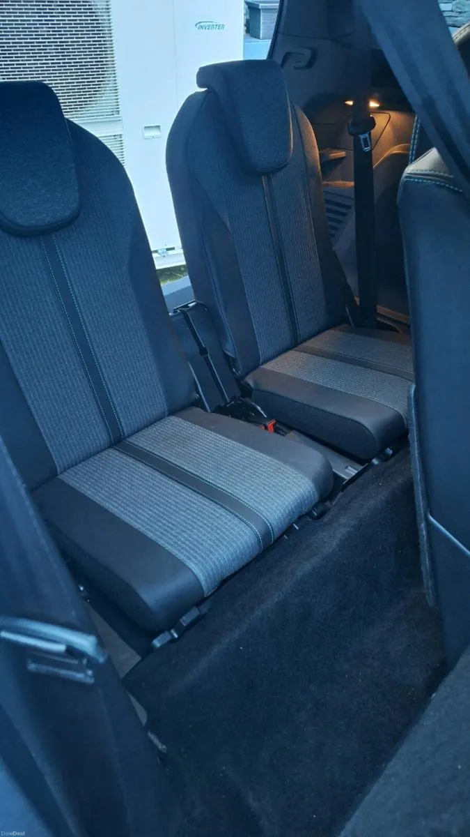 Peugeot 5008 - Image 5