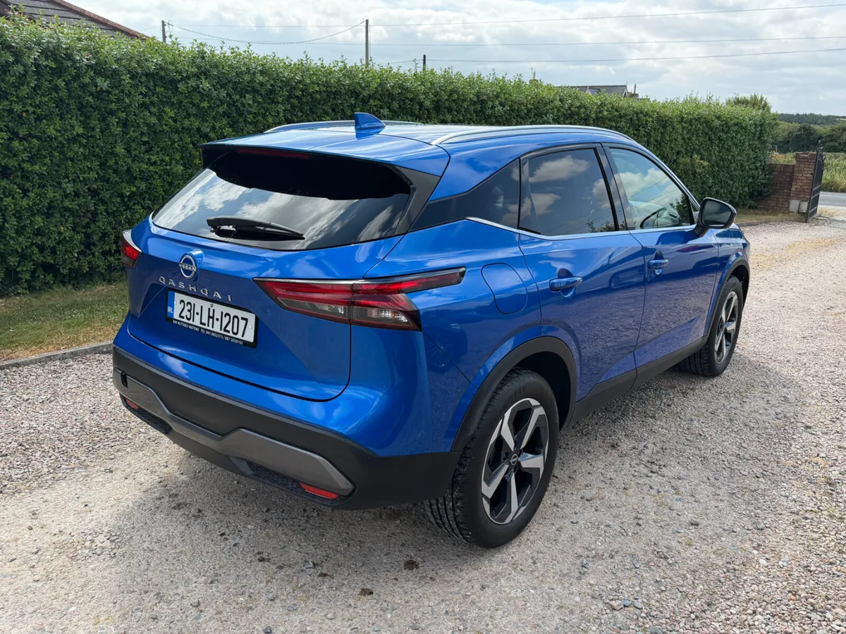 Nissan Qashqai 2023 LOW KM - Image 4