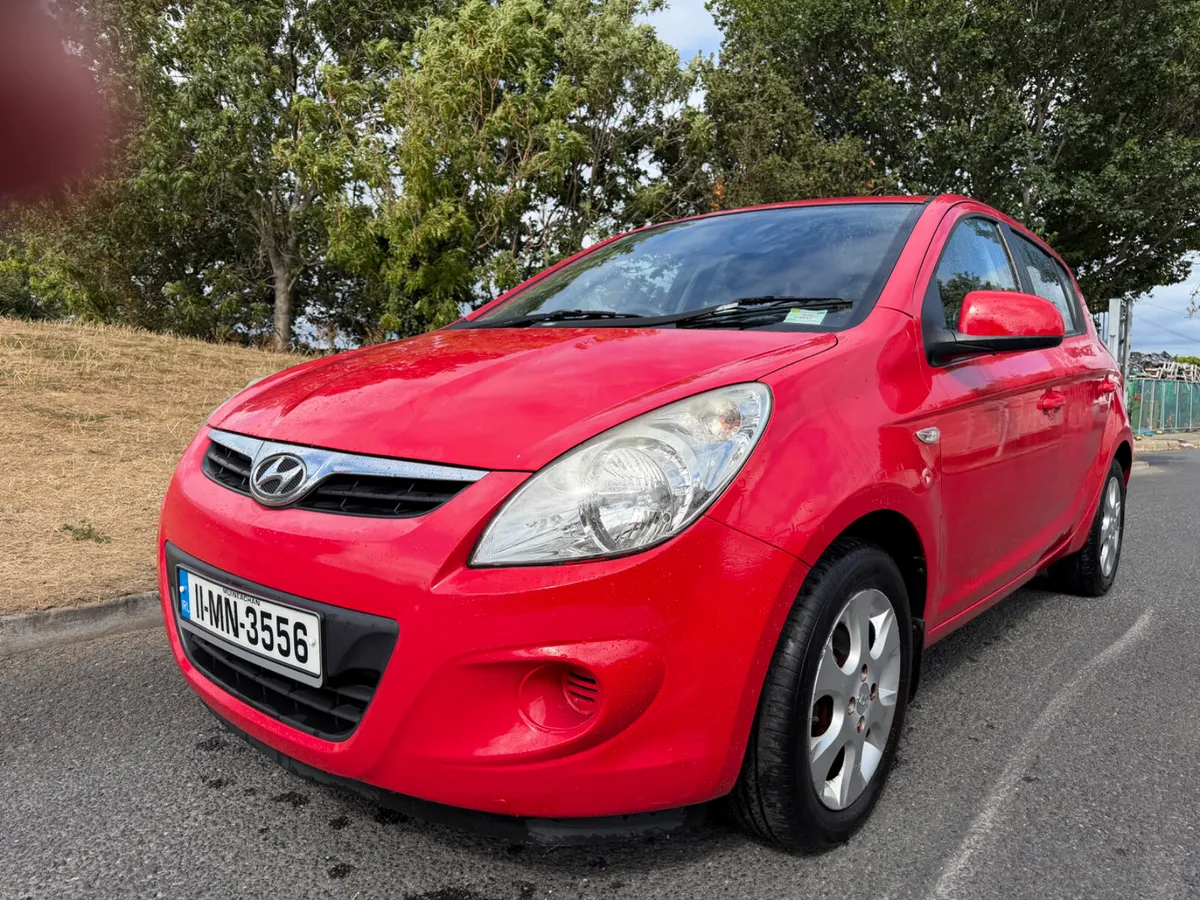 Hyundai i20 2011 NCT03/27 - Image 3
