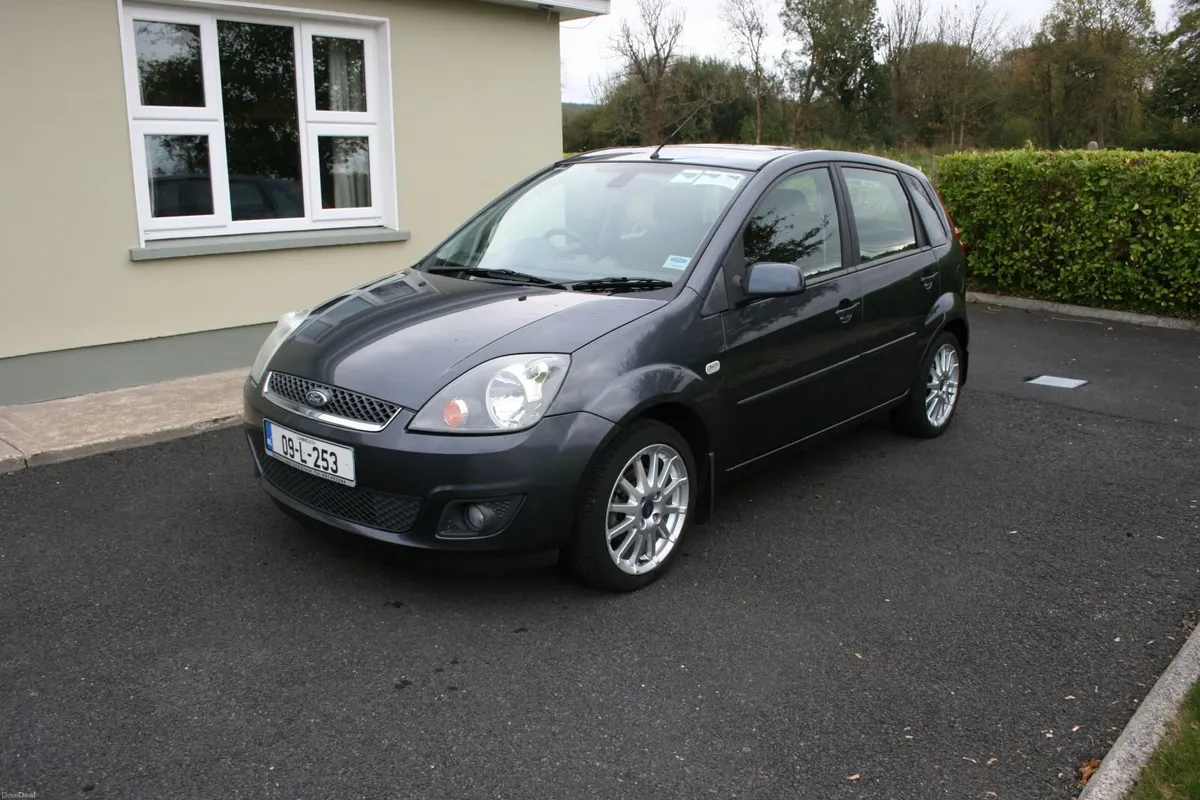 Ford Fiesta 2009 with very low milage - Image 2