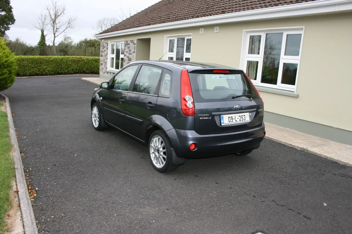 Ford Fiesta 2009 with very low milage - Image 4