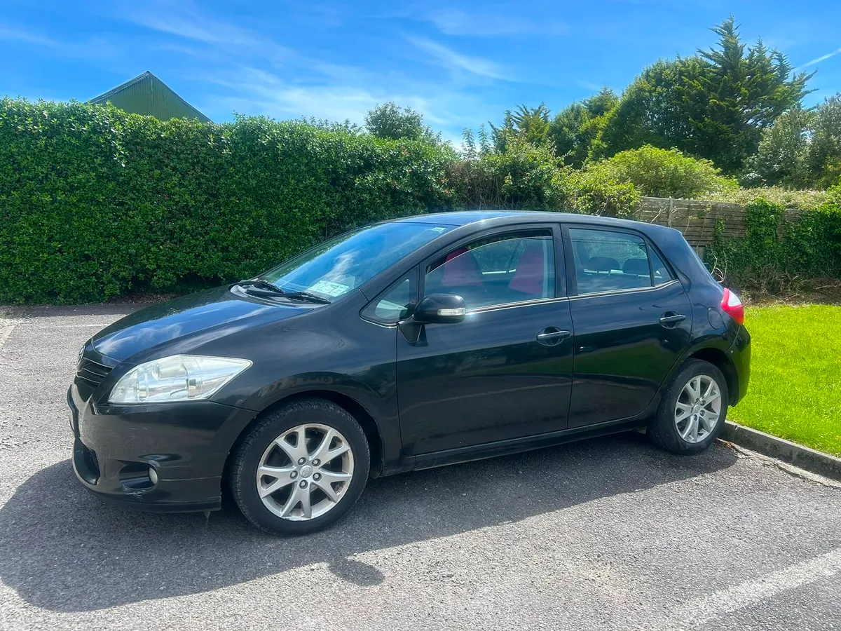 Car - Image 1