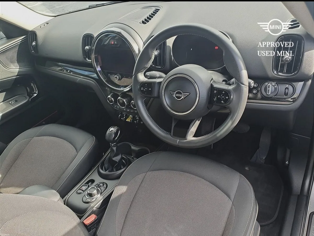Mini Countryman Cooper S E Classic - Image 4