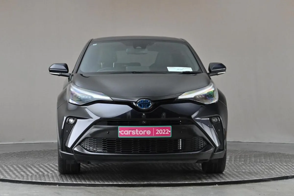 Toyota C-HR 1.8 HYBRID **LOW MILEAGE**HALF LEATHER - Image 2