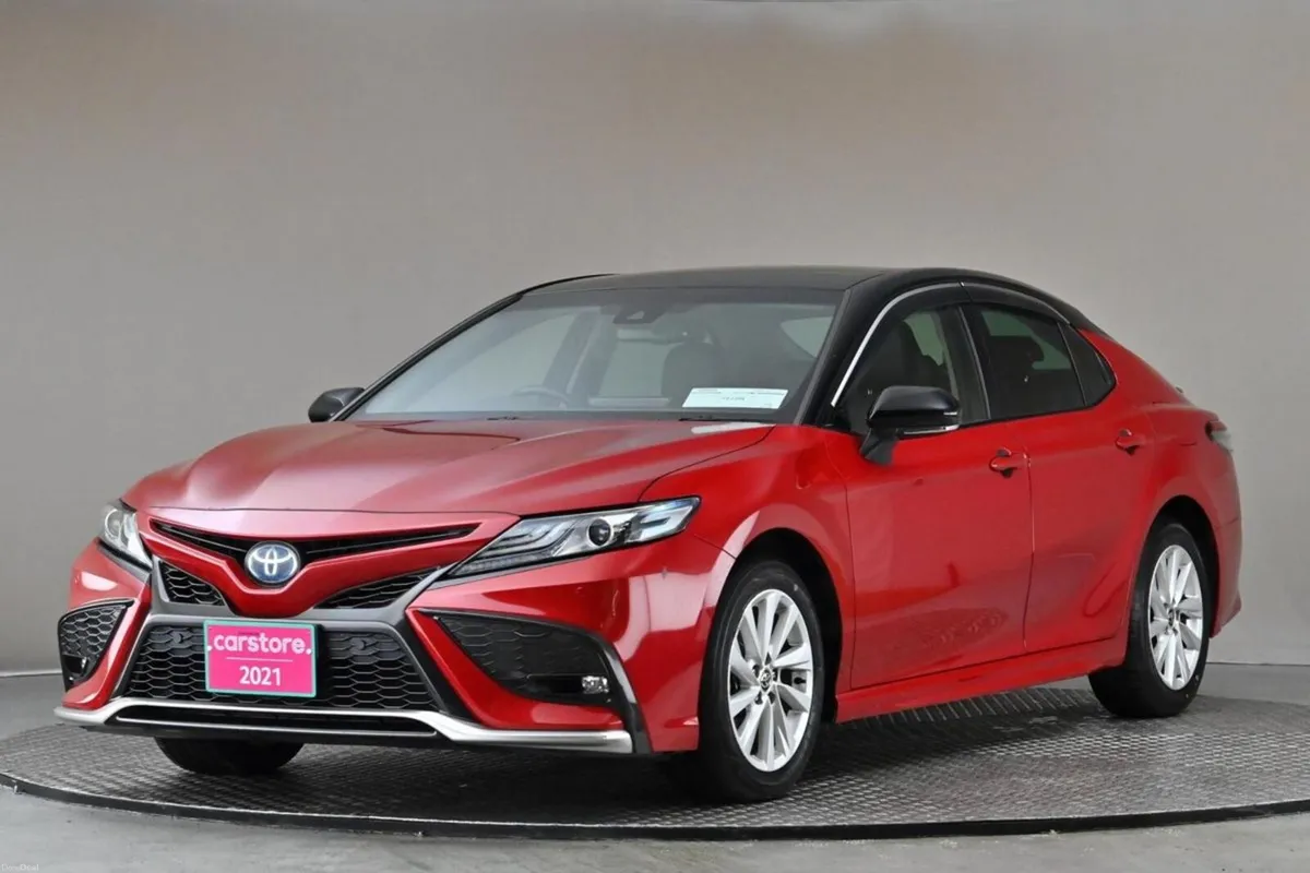 Toyota Camry 2.5 HYBRID **BI-TONE ROOF**HALF LEATH - Image 3