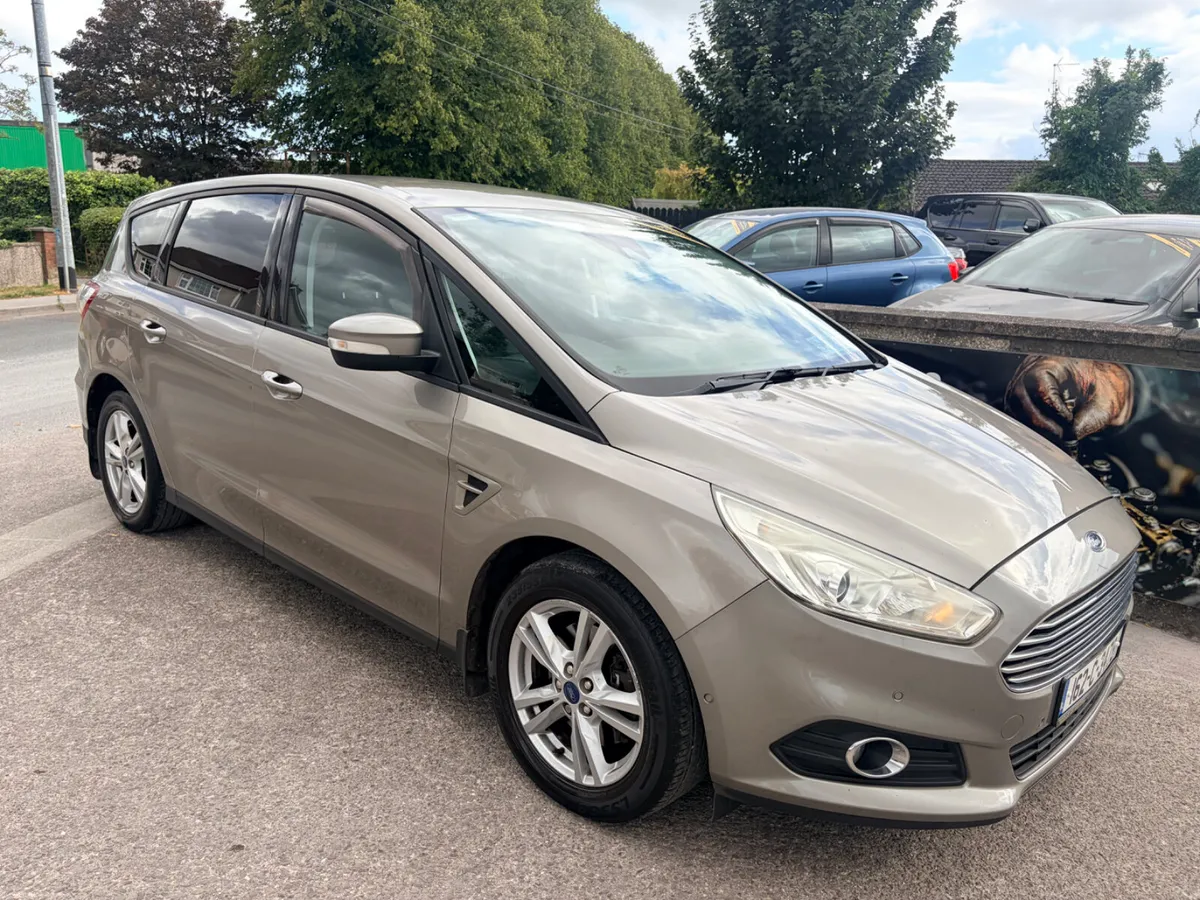 Ford S-Max 7seater Zetec - Image 4