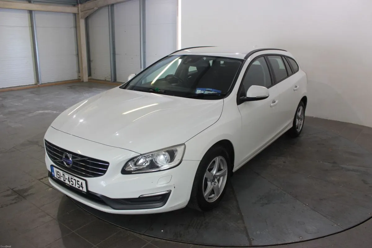 Volvo V60 D2 (115hp) ES - TENDER 10 - STICKY IN RE - Image 4