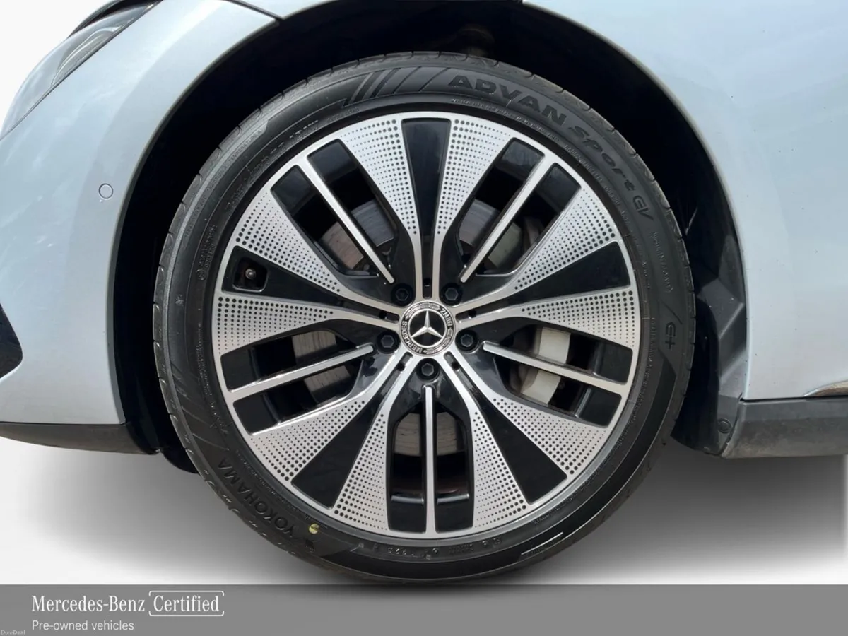 Mercedes-Benz EQE 300 Electric Art Saloon - Image 5