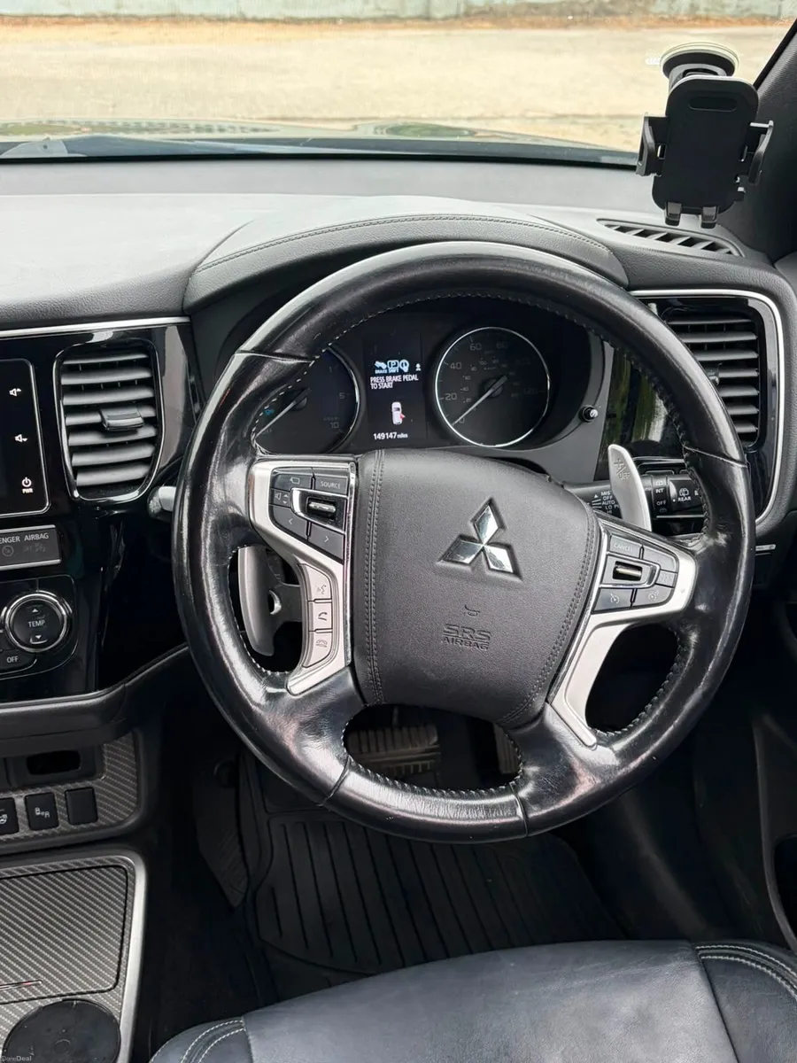 Mitsubishi Outlander 2019 - Image 2