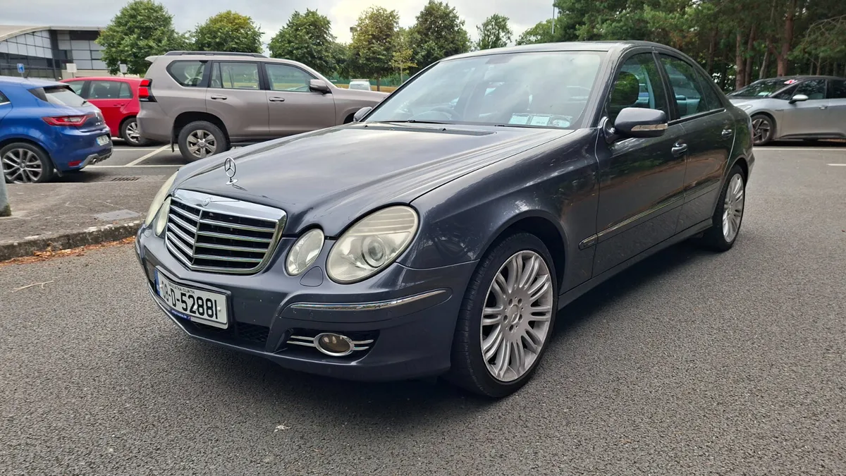 Mercedes-Benz E-Class 1.8 Compressor Auto - Image 3