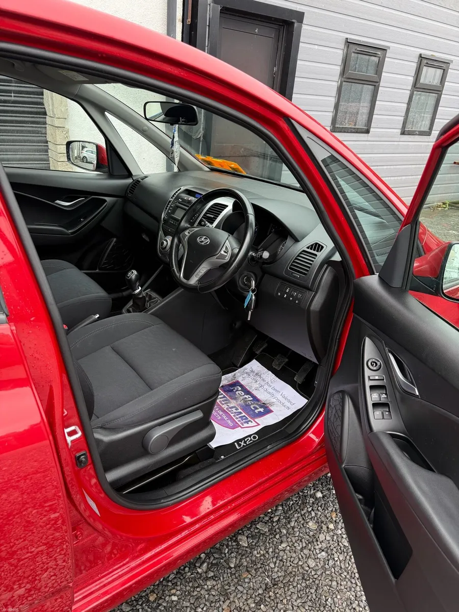 Hyundai ix20 1.4 Diesel *low miles* - Image 3