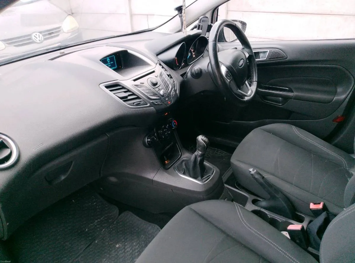 Ford Fiesta - Image 3