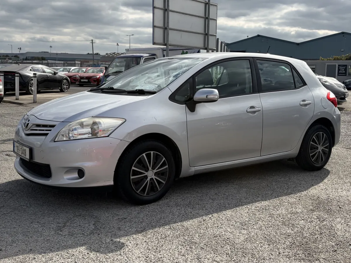 2011 Toyota Auris 1.33 VVT-I Nct 06/27 - Image 3
