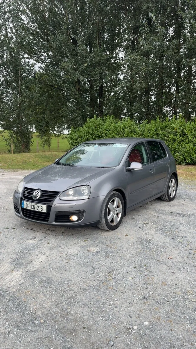 VW Golf - Image 2