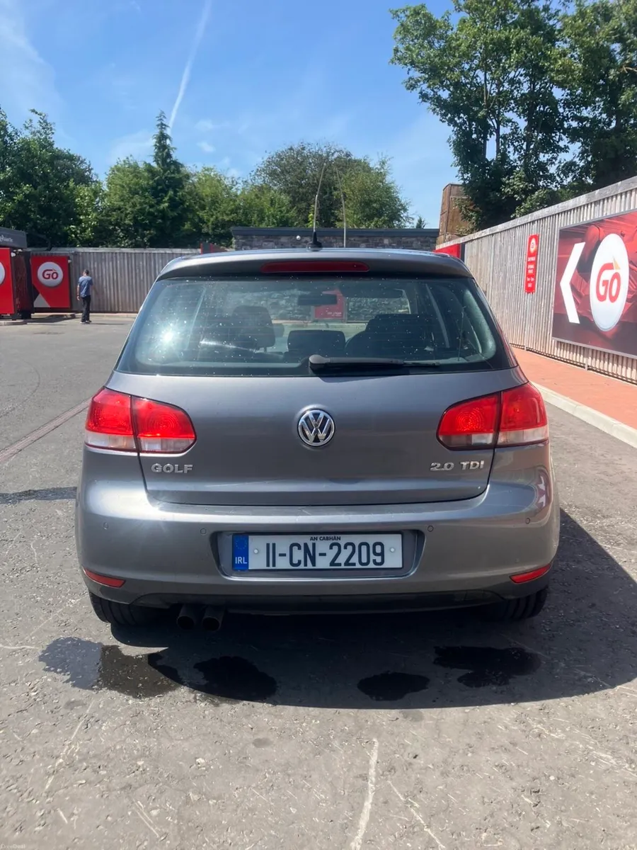 Volkswagen Golf - Image 4