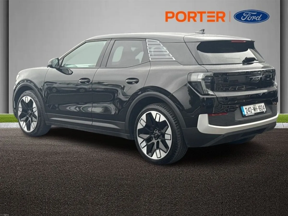 Ford Explorer PREMIUM 77kWh Extended Range RWD - Image 3