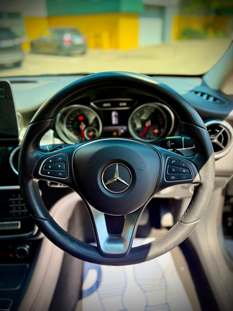 Mercedes Benz ✨️✨️✨️ - Image 5