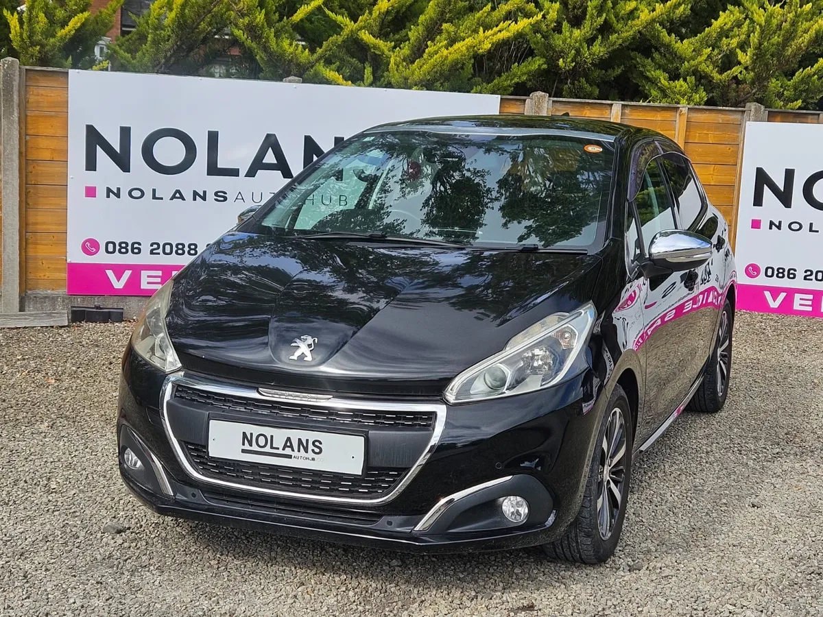 PEUGEOT 208 ALLURE AUTO PAN AM ROOF - Image 3