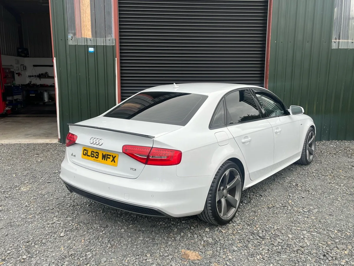Audi A4 black edition - Image 4