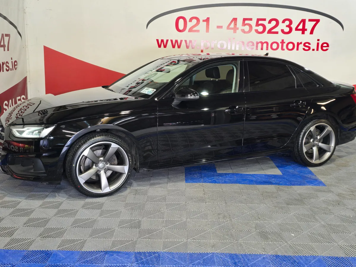 AUDI A4 2.0 TDI SPORT S-TRONIC AUTO - Image 4