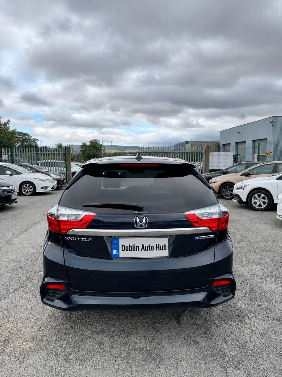 HONDA SHUTTLE 2016 (1.5, HYBRID) - Image 6