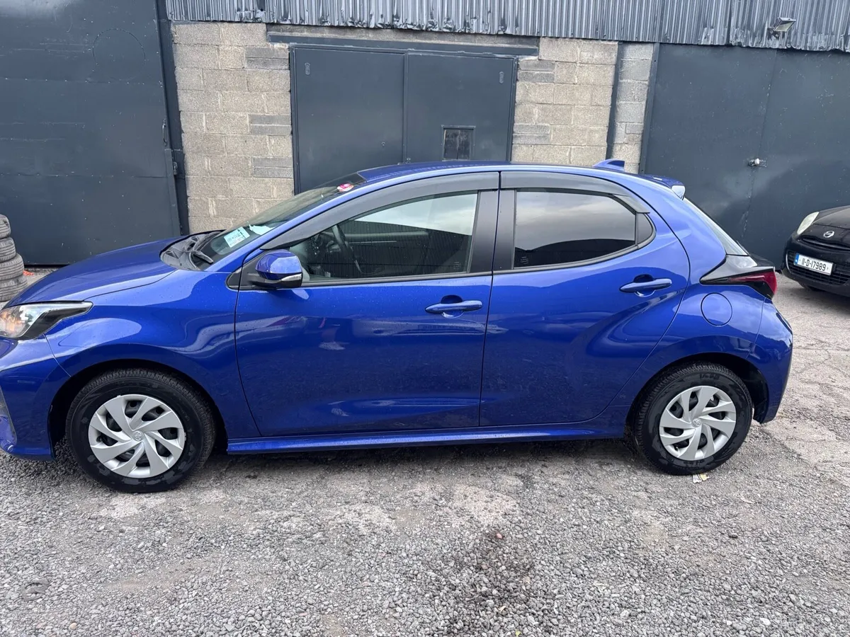 Toyota Yaris - Image 3
