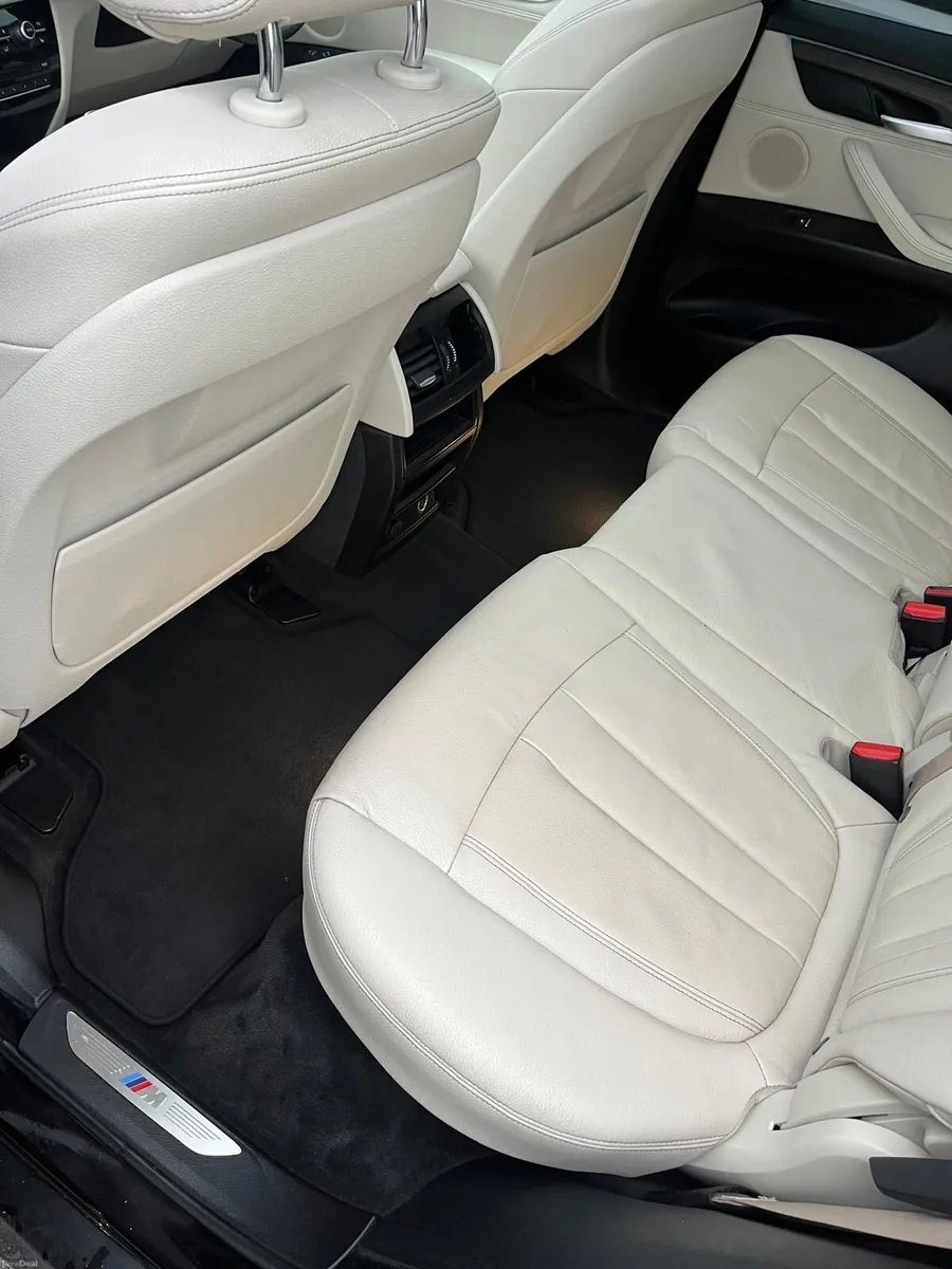 Bmw x5 7seater msport - Image 5